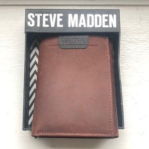 Steve Madden Wallet